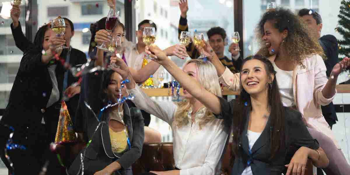 Unlocking Alternatives: Navigating the Nightlife Job Scene with Misooda