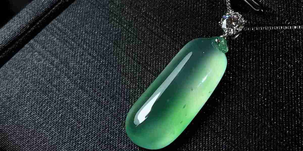The Enduring Allure of Jade Earrings: Elegance, Symbolism, and Timeless Beauty
