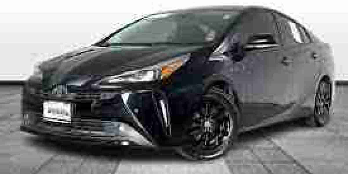 Hybrid Car Rental: Eco-Friendly Travel Made Easy