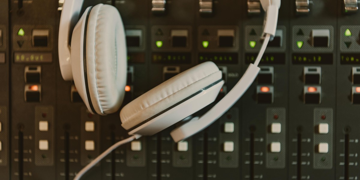 What Freud Can Teach Us About Best Headphones Online