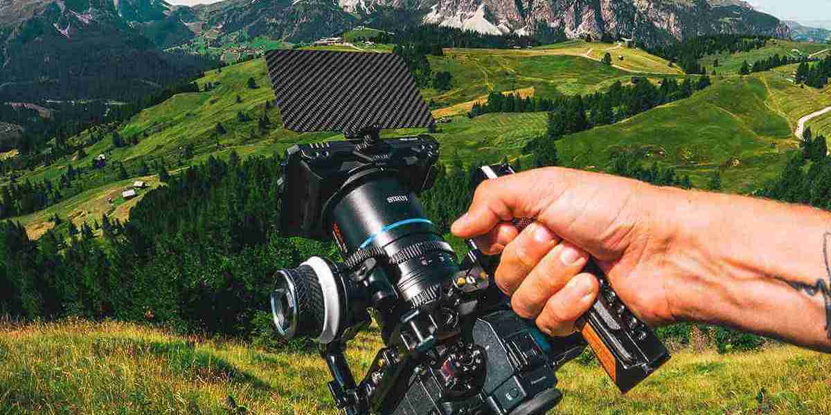 Why Light Stands Are Essential for Stable and Professional Lighting Setups