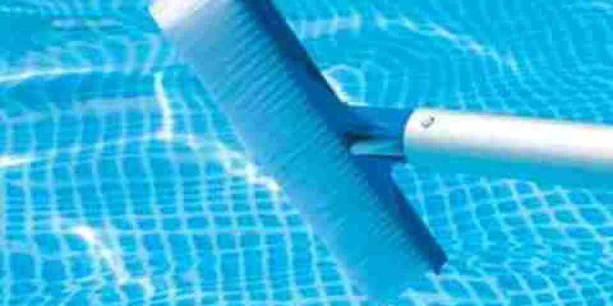 Las Vegas Pool Cleaning Companies Providing Reliable and Professional Pool Care