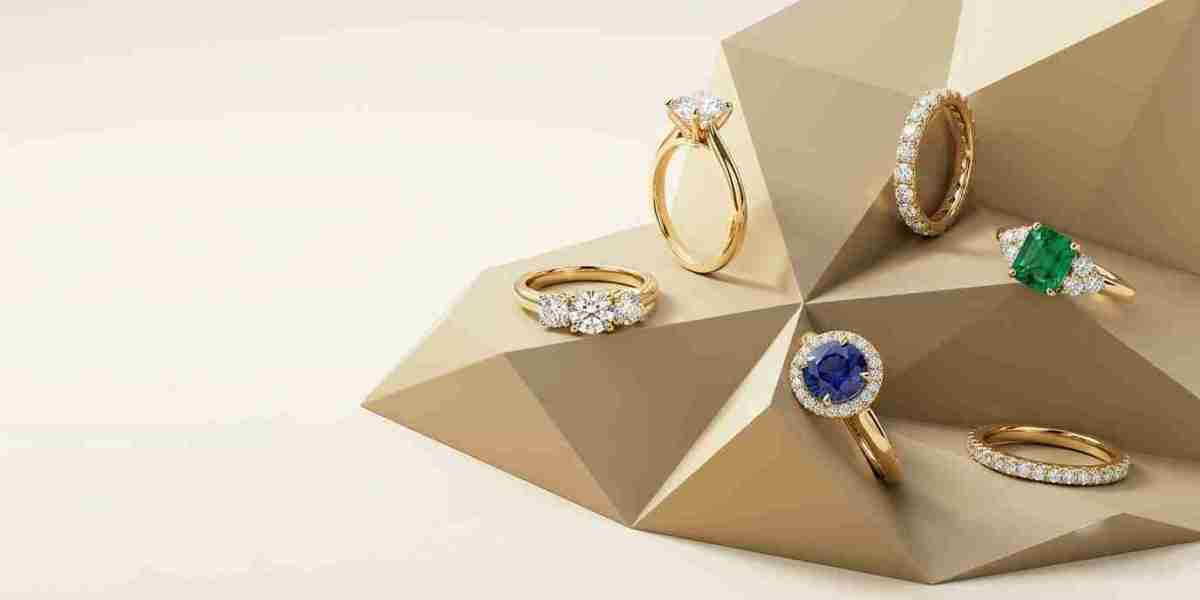 10 Heavenly Stylish Diamond Engagement Rings for the Gifts: A US Guide to Diamond Jewelry Online