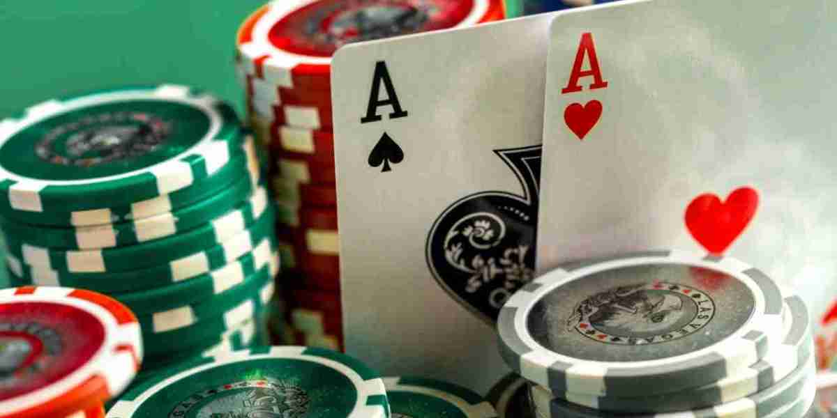 "The Evolution of Live Dealer Gaming in Online Casinos by 2025: How Enhanced Streaming Technologies and Player Inte